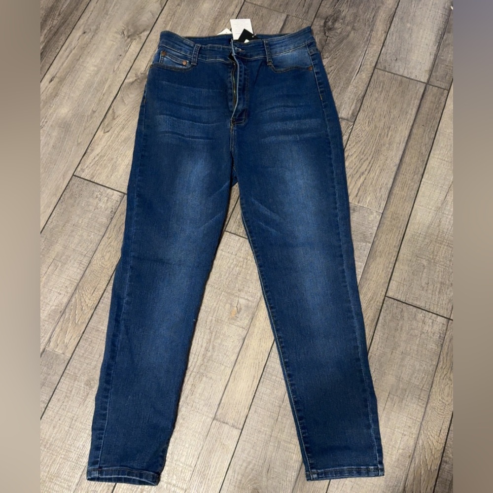 Fashion Nova Dark Blue Skinny Jeans Size 13